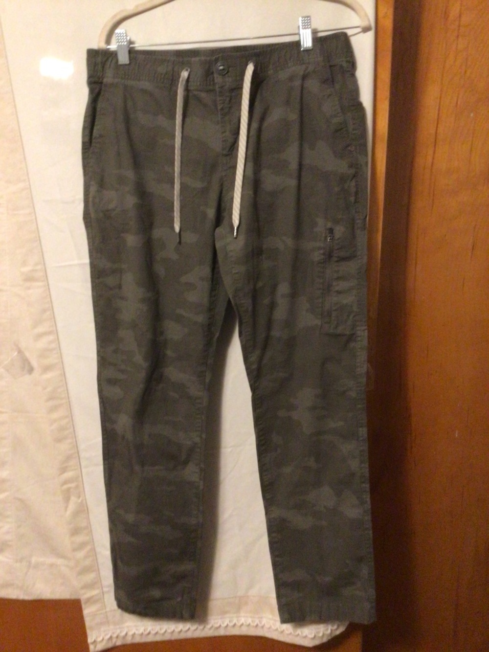 VUORI Camouflage stright leg slim pants with drawstring tie running errands